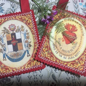 Apostleship of Prayer. Scapular