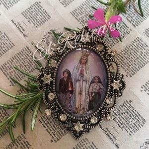 VIRGIN OF FATIMA with the Shepherds, Francisco and Jacinta.