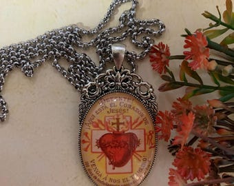 Detente, el Sagrado Corazon de Jesus, esta conmigo.
