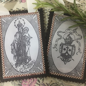 Escapulario de La Virgen del Carmen. Reproducción Modelo Antiguo.