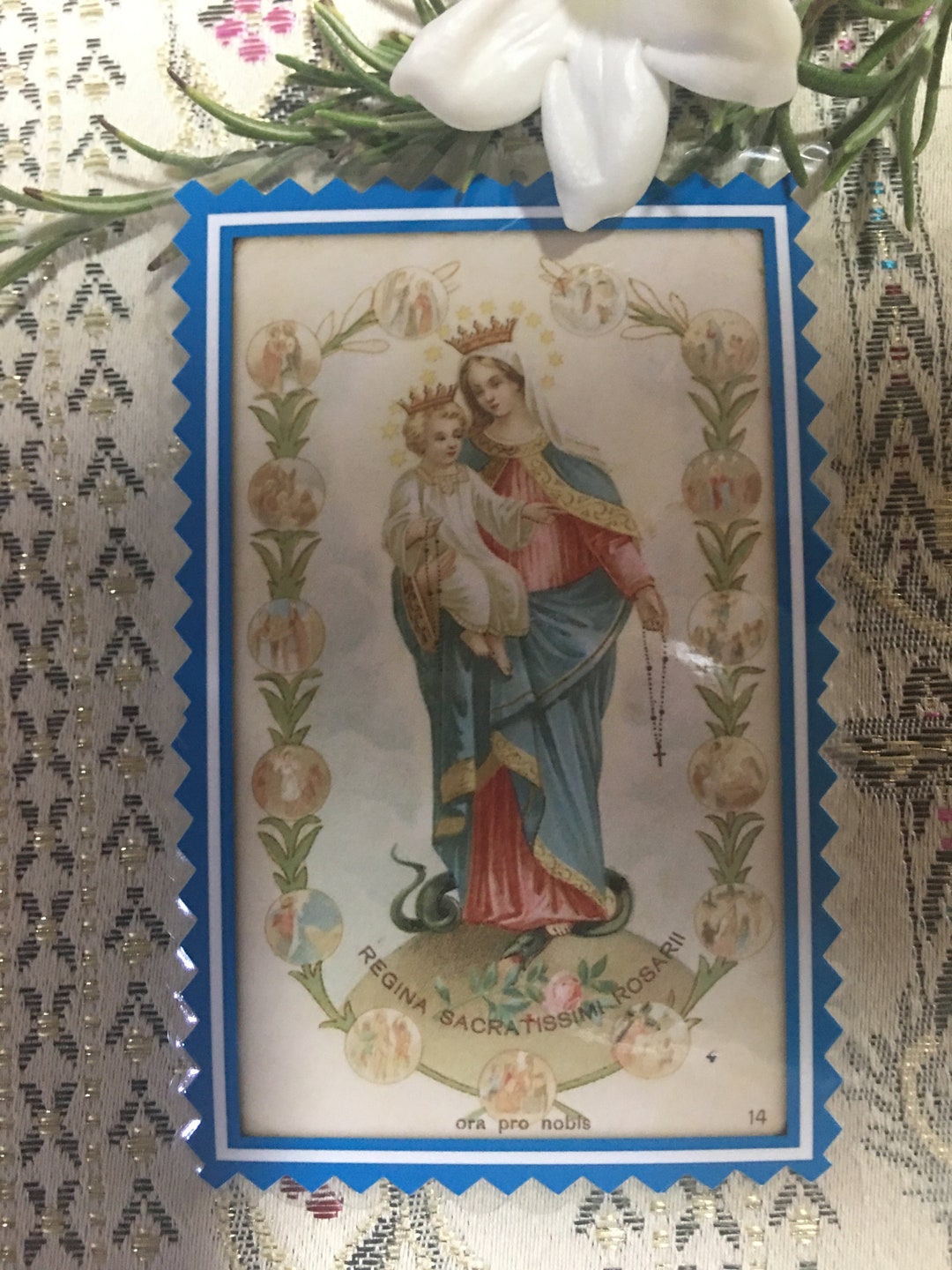 Our Lady of the Rosary. Laminated Cards. - Etsy
