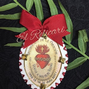 STOP, THE Sacred Heart of Jesus is with me.