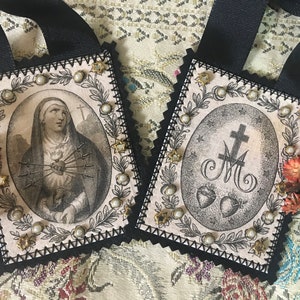 Virgin of Sorrows. Personalized Scapular.