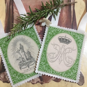 Scapulars of the Virgin of Pilar. Patroness of Zaragoza and Hispanidad.