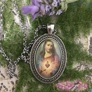 Sacred Heart of Jesus. Pendants.