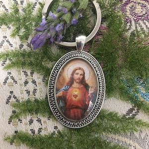 Keychains of the Sacred Heart of Jesus.