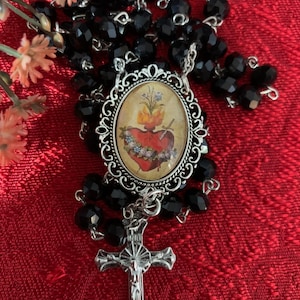 HEART OF MARY. Rosary.