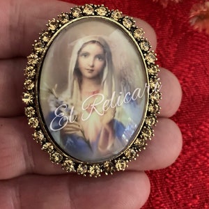 Immaculate Heart of Mary brooch medallion.