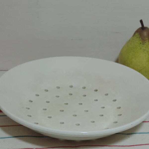 French Vintage Strainer/Vintage Ironstone Cheese Mold/Vintage Colander Bowl/ Strainer Bowl/French Vintage Berry Strainer/Vintage Faisselle