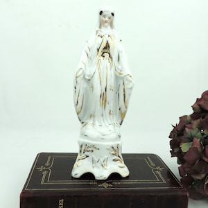Figura de Virgen María de porcelana francesa antigua
