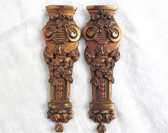 Antiker Französischer Giebel aus vergoldeter Bronze - Möbelbeschläge (2 Stück)