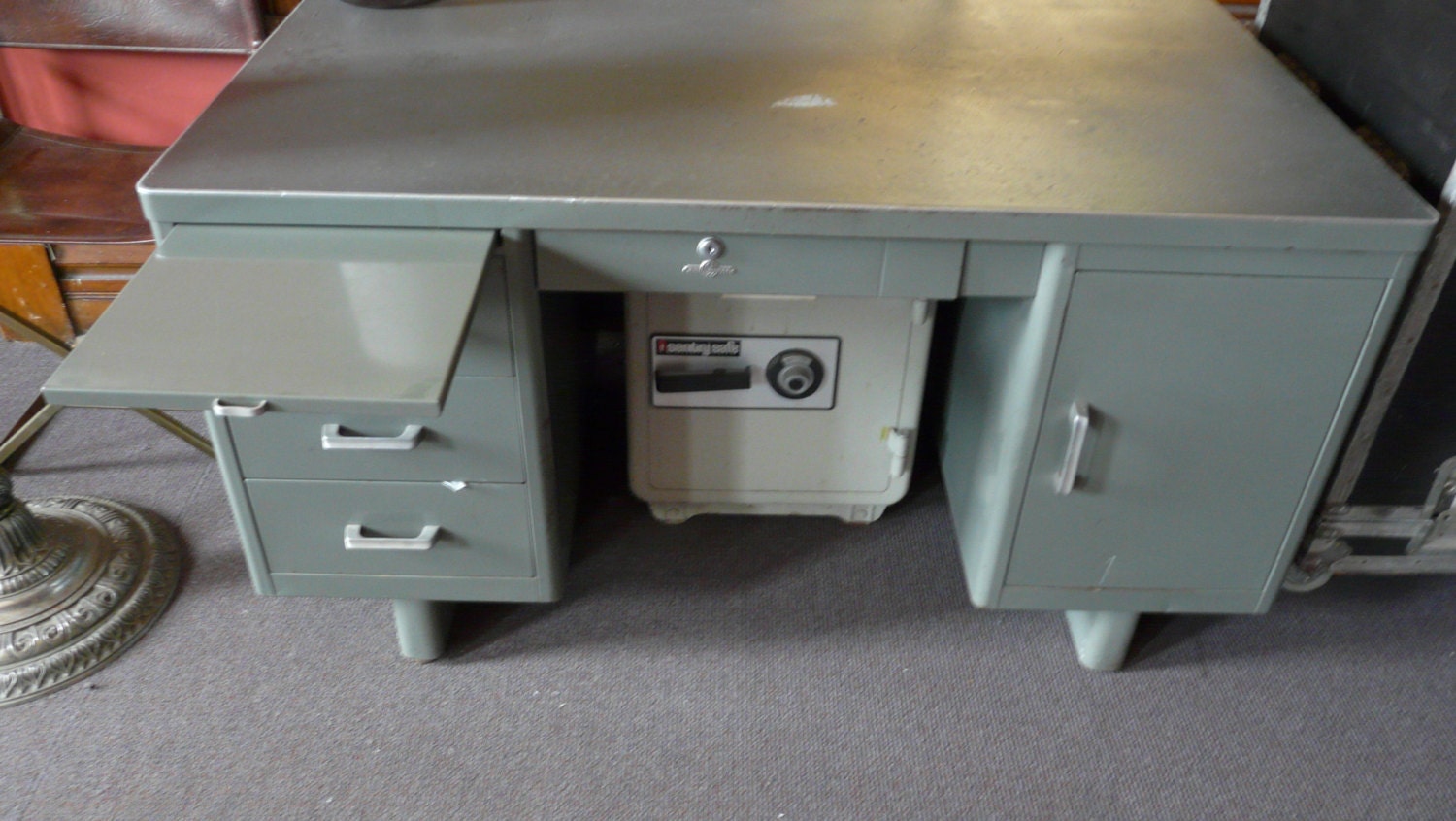 GLOBE WERNICKE Mid century Vintage Retro Metal Steel DESK 1940s