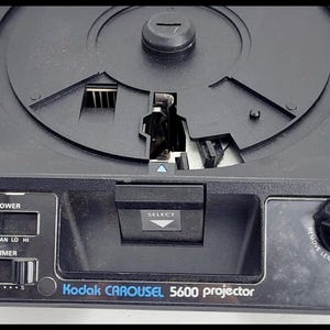 KOADK CAROUSEL 600H projectorスライドプロジェクター Kodak Carousel Slide Projector (Rebuilt) 1 Year Warranty