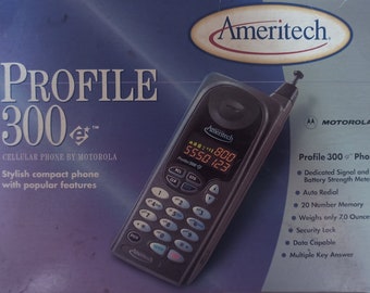 Motorola Ameritech Profile 300 Vintage Cellular Phone - Complete in Box