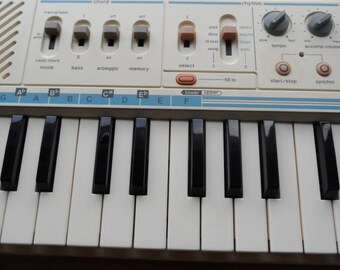 サーキットベンディング CASIO MT-45 Used Casio MT-45 CASIOTONE 49-KEY SYNTH W/CASE Vintage 49
