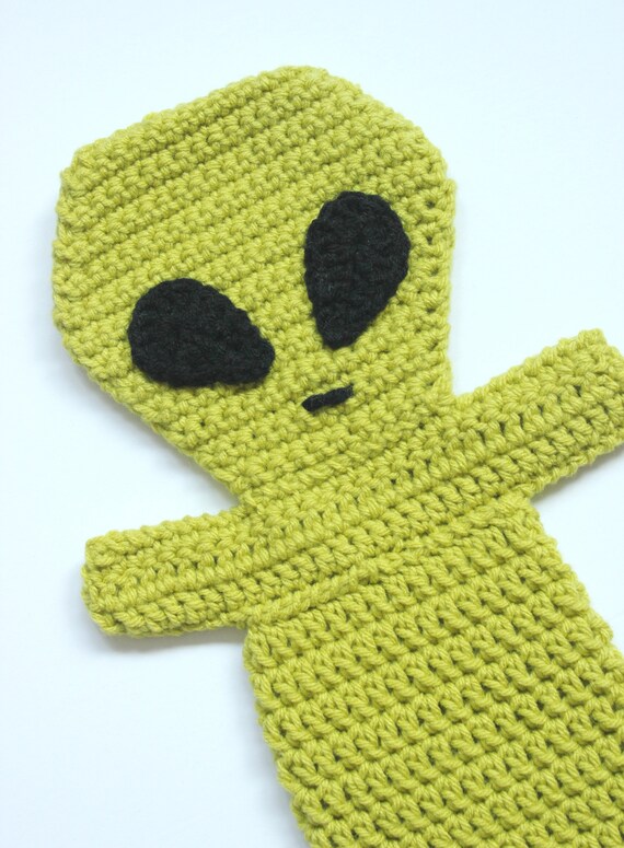 alien hand puppet