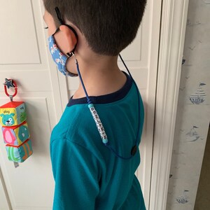 Child safe necklace clasp store