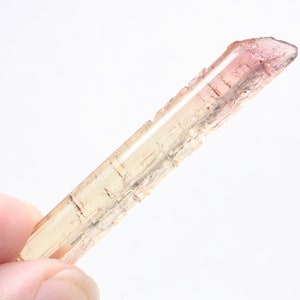 Tourmaline, Crystal, Baxao Mine, Taquaral, Minas Gerais, Brazil 5.2 grams E754