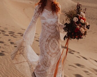 Donna, vestido de novia, vestido de novia de encaje, vestido de novia boho, vestido de encaje boho, vestido de novia boho, vestido de manga acampanada, manga acampanada