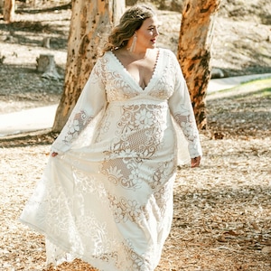 Maggie, Bohemian Wedding Dress, Boho Wedding Dress, Vintage lace wedding dress, Deep V Wedding Dress