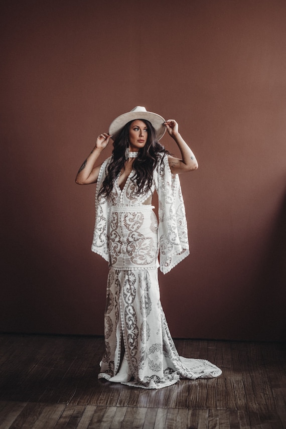 bohemian reception dress Boho Wedding Dress Rustic Wedding Dress Bohemian Wedding Dress Hippy Wedding Dress Floral Wedding Dress Boho Elopement Dress Reception Dress