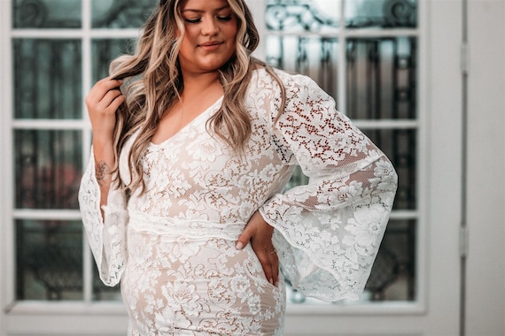 plus size wedding dresses with sleeves V-Neck Lace Short-Sleeved A-Line Tulle Bridal Dress