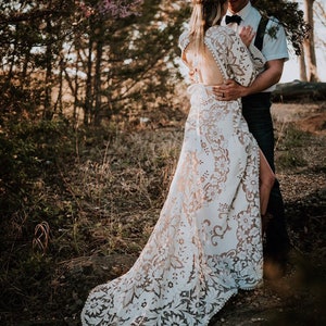 Wedding dress, boho wedding dress, lace wedding dress, vintage lace, bohemian wedding dress, vintage wedding dress, bell sleeve wedding image 9