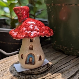 Pequena decoração de cogumelo de cerâmica, jardins ao ar livre, fairycore, casa de campo, jardim, natureza,