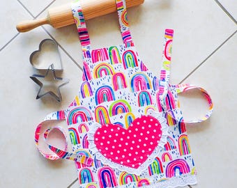 Kids/Toddlers Apron Pink, girls lined cotton rainbows & polka dots apron, play kitchen baking art crafts with heart lace pocket