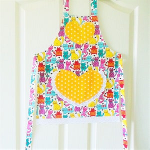 Kids/Toddlers Apron Cats, lined cotton kitchen baking craft play apron, cats polka dots hearts, heart lace pocket & border, age 2-6 years image 5