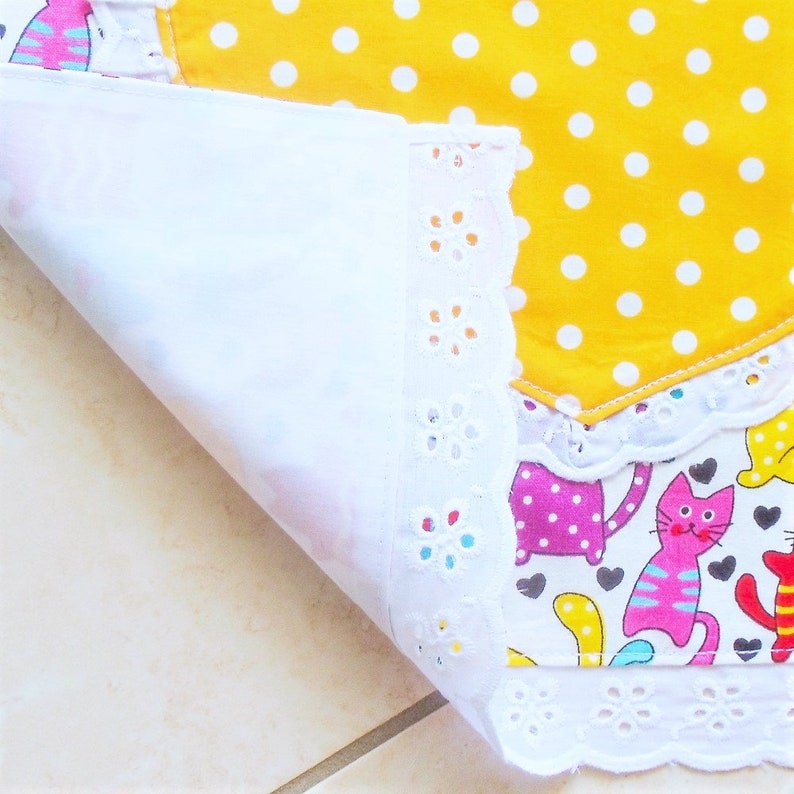 Kids/Toddlers Apron Cats, lined cotton kitchen baking craft play apron, cats polka dots hearts, heart lace pocket & border, age 2-6 years image 4