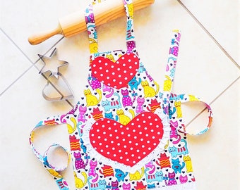 Childrens/Toddlers Apron Cats, girls lined cotton kitchen craft art play apron, cats polka dots & heart lace pocket and border, age 2-6 yrs