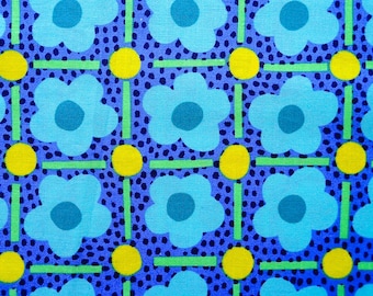 Daisy Floral Fabric by yard, Cotton Quilting Patchwork, blue yellow print, 43" (110 cm) wide, Unit Price per 1/2 Yard, Free shipping