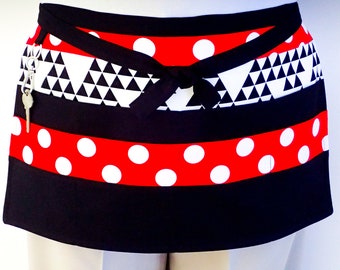 Black & Red Polka Dot Teachers Apron, preschool utility craft market vendors cafe apron, back to school teacher appreciation gift, 6 pockets