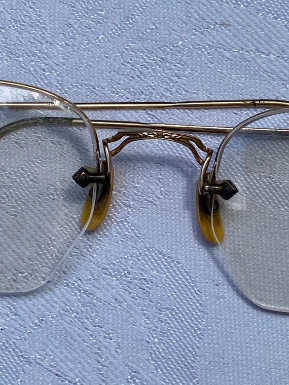 Vintage Gold Wire Eye Glasses - image 5