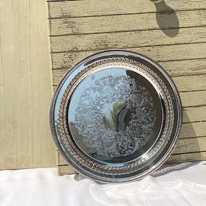 Wm. Rogers Pierced Round Silver Plate Butlers Tray