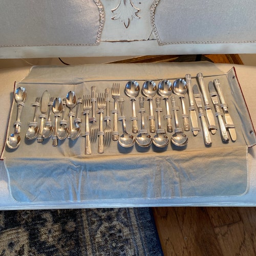 Wm Rogers Sectional shops Silverware in Flat Fold Case