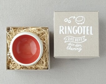 Wedding ring bowl RINGOTEL red, personalisable