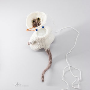 Kiwi and the Poppy PDF Crochet Pattern Siamese Mouse Amigurumi, Crochet Flower DIY image 9