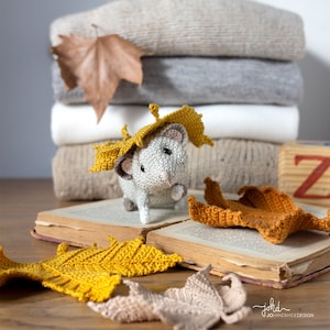 Zoe and the Maple Leaves PDF Crochet Pattern Cute Amigurumi Mouse, Crochet Dry Leaf DIY image 3