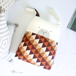 Rabbit shaped Pillow PDF Sewing Pattern Decorative cushion for home and children's bedrooms zdjęcie 4