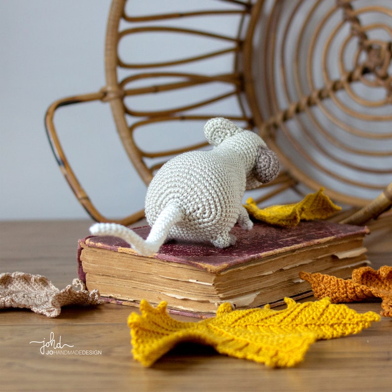Zoe and the Maple Leaves PDF Crochet Pattern Cute Amigurumi Mouse, Crochet Dry Leaf DIY image 6