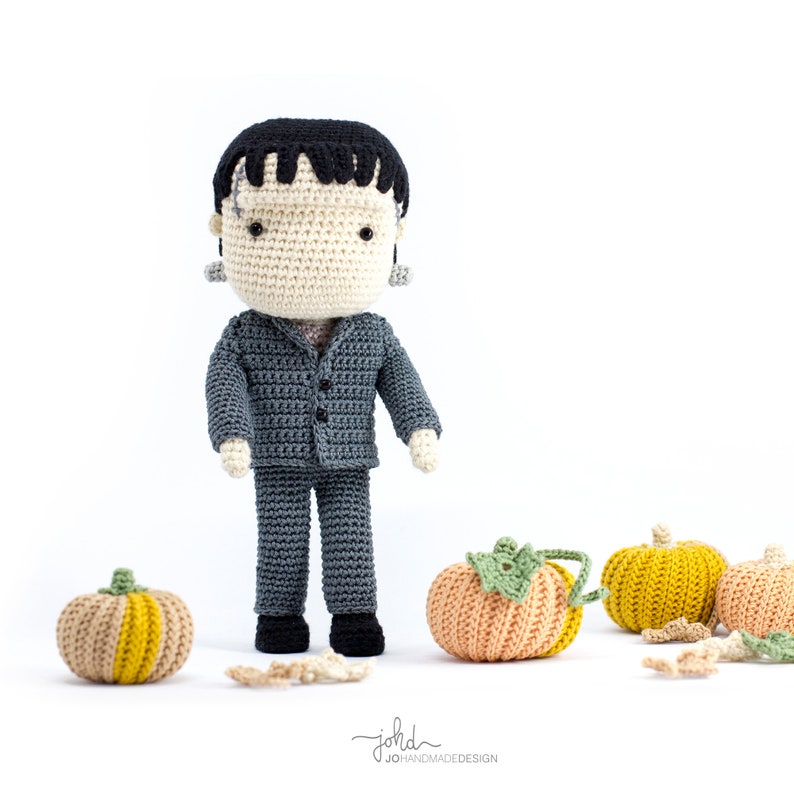 Frankenstein, pumpkins and fallen leaves Amigurumi crochet pattern image 2