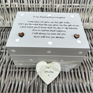 PERSONALISIERTE Box. Du bist wie eine Tochter für mich. Spezielle BONUS TOCHTER Geschenk Geburtstag Weihnachten Schmuckstück Schmuckschatulle einen beliebigen Namen, den Sie möchten