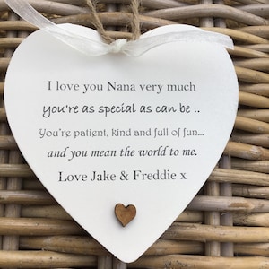 PERSONALISED Special NANNY Nana Gran Nanna Hanging heart plaque. Birthday Christmas Gift. ANY Names or Wording You Would Like. Shabby Chic.
