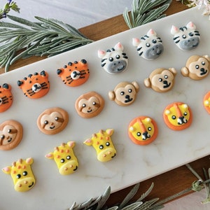 JUNGLE ANIMALS SAFARI Zoo Assortment - 12 or 24 Pieces Cupcake / Cake Toppers Edible Royal Icing, Zebra, Lion, Tiger, Monkey, Giraffe, Sloth