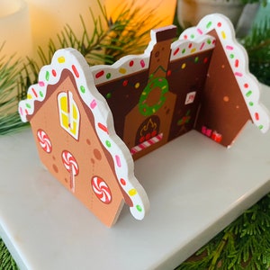 GINGERBREAD HOUSE 3-Piece Gum Paste Cake Topper Decoration image 4