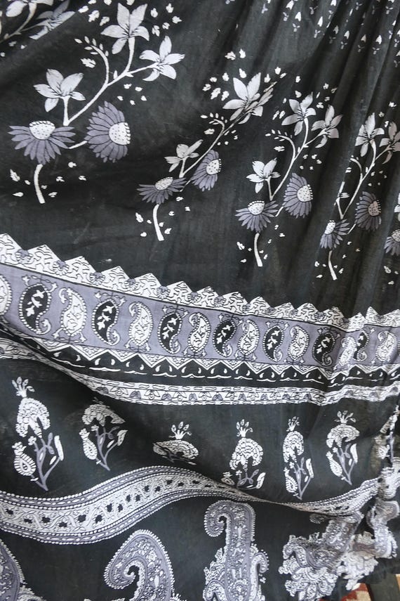 Black and White Indian Gauze Cotton Dress - image 9