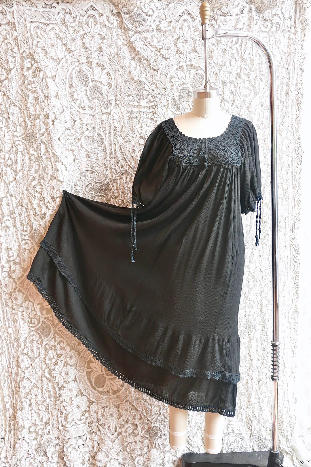 black crochet trim dress Short Sleeve Corset A Line Crochet Maxi Dress Black