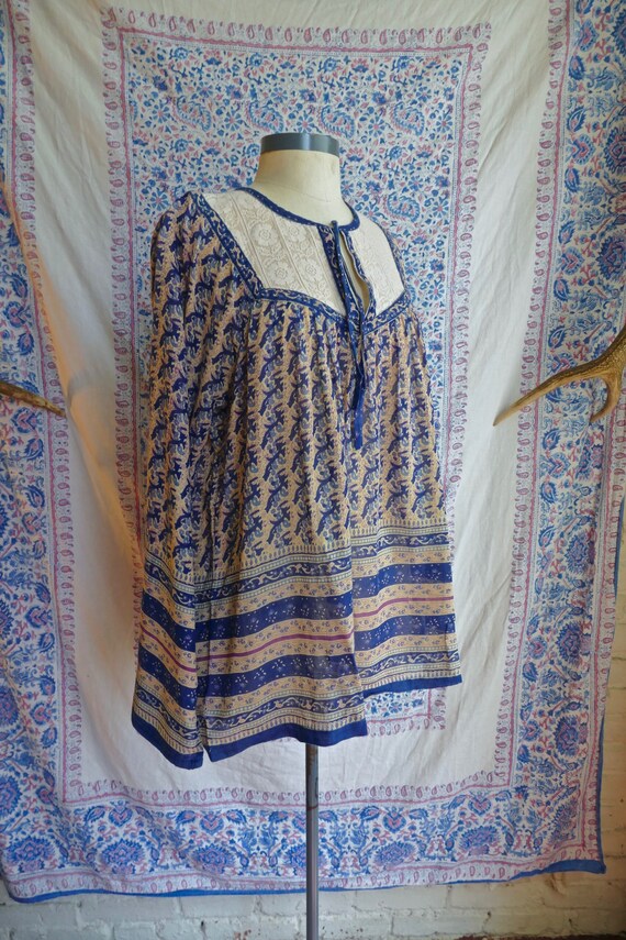 Indian Gauze Cotton and Lace Blouse